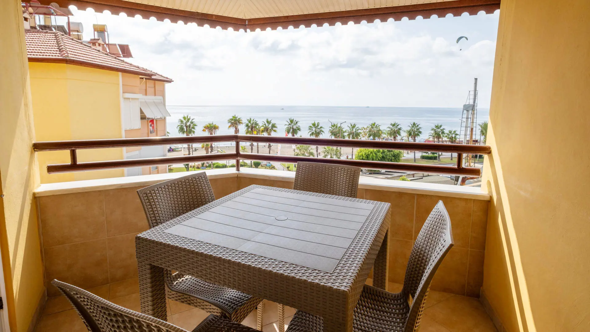 Eksempel på balkon med havudsigt