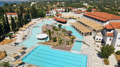 Poolområde med flere pools