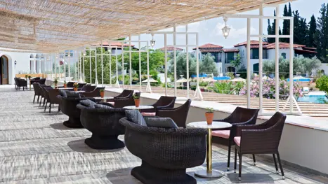 Lobbybar med udendørsområde