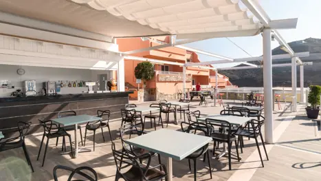Poolbar