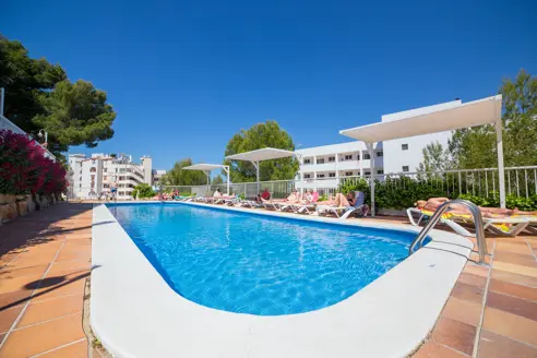 Hotellets anden swimmingpool