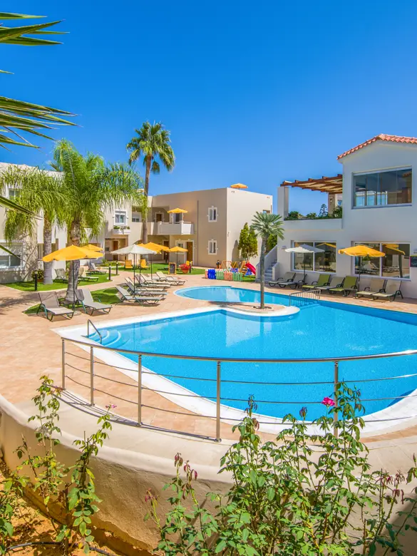 Toxo Hotel & Apartments