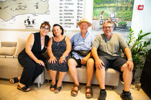 Familien Ilios, som alle er på hotellet