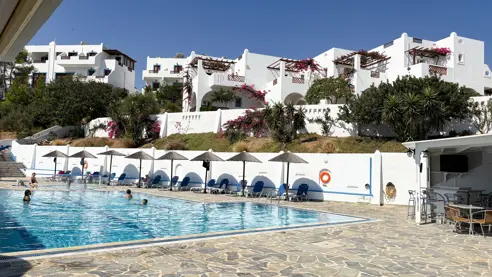 Amoopi Bay Hotel