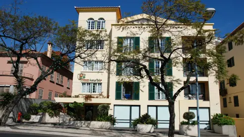 Avenue Park