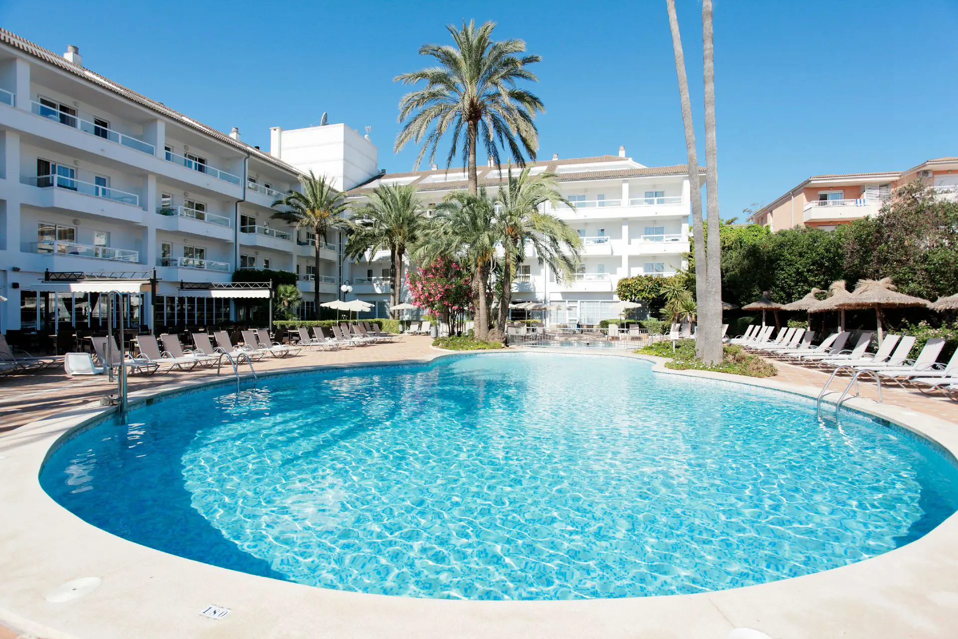 Alcudia Suite poolområde