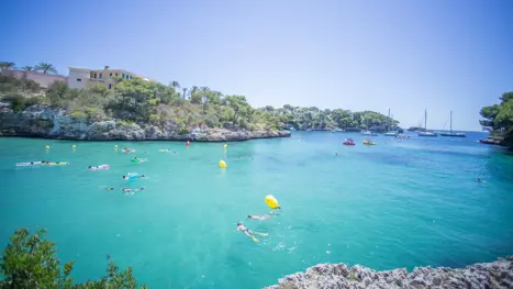 Cala Ferrera m. sandstrand