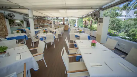Al Aqua restaurant