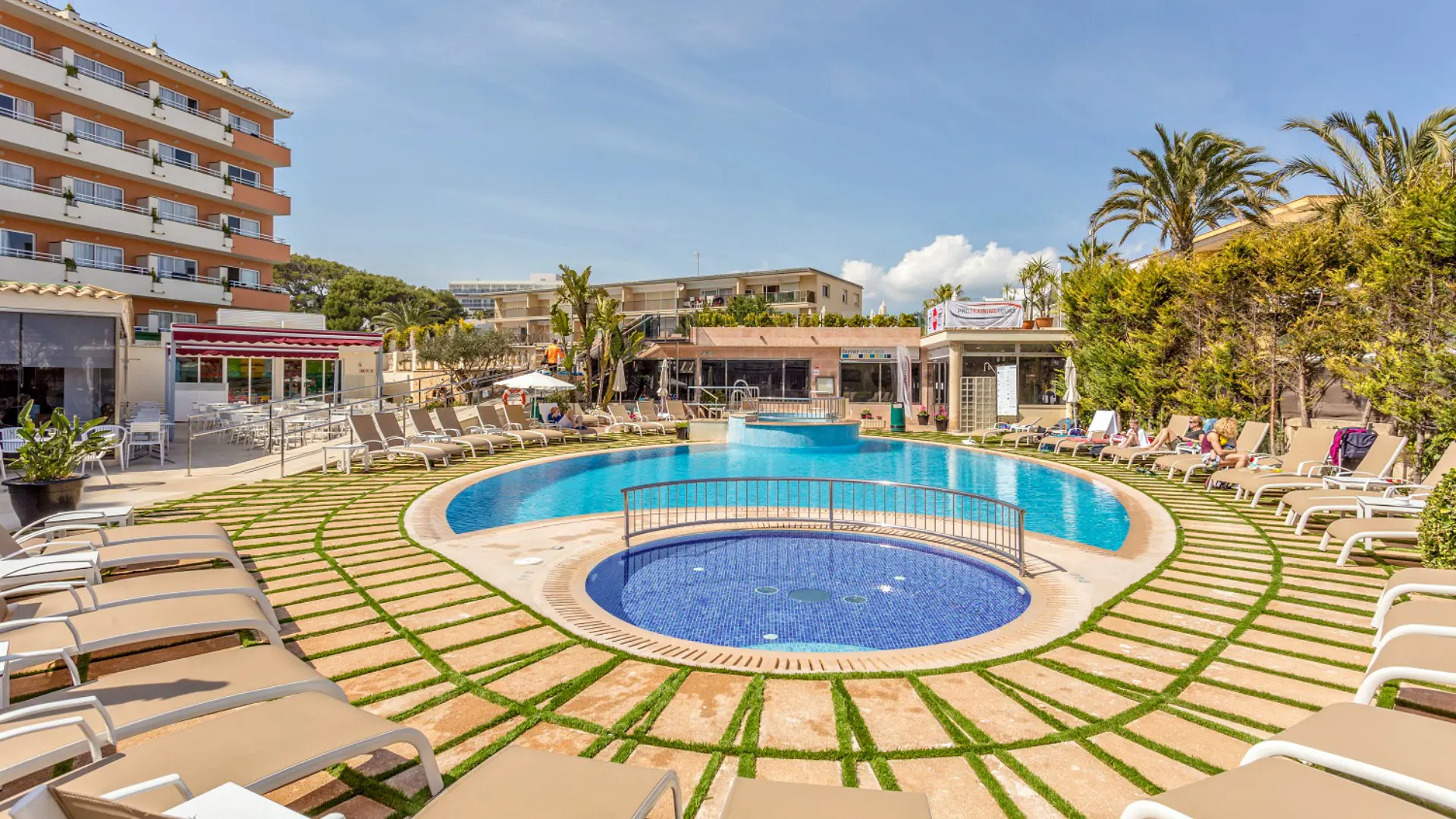 Ferrer Janeiro m/ All Inclusive slide 3
