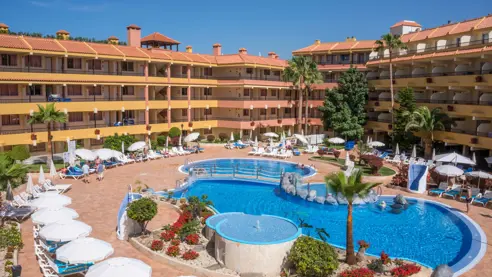Jardin Caleta pool