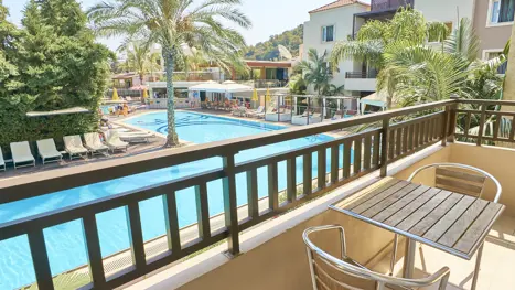 pooludsigt balkon