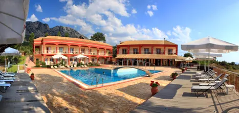 Elektra Hotel poolområde 