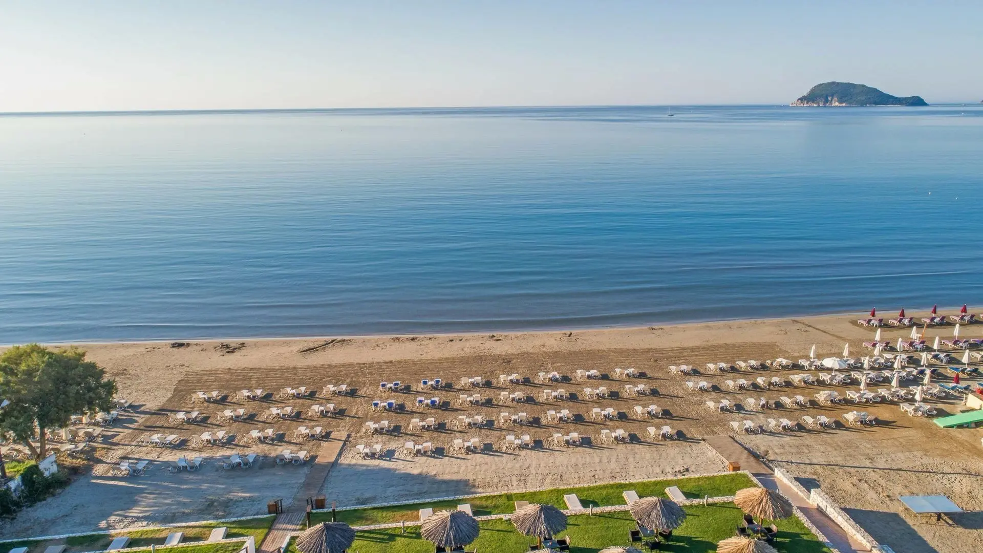 Galaxy Beach Resort m/All Inclusive slide 3