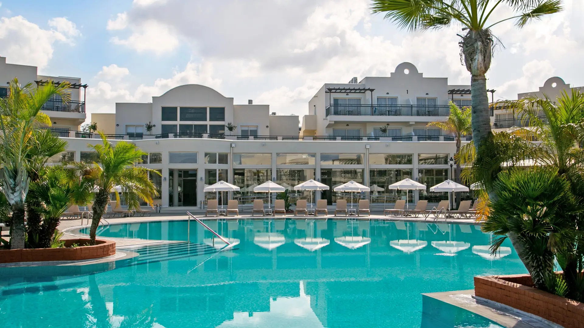 Louis Paphos Breeze m/ All Inclusive slide 3